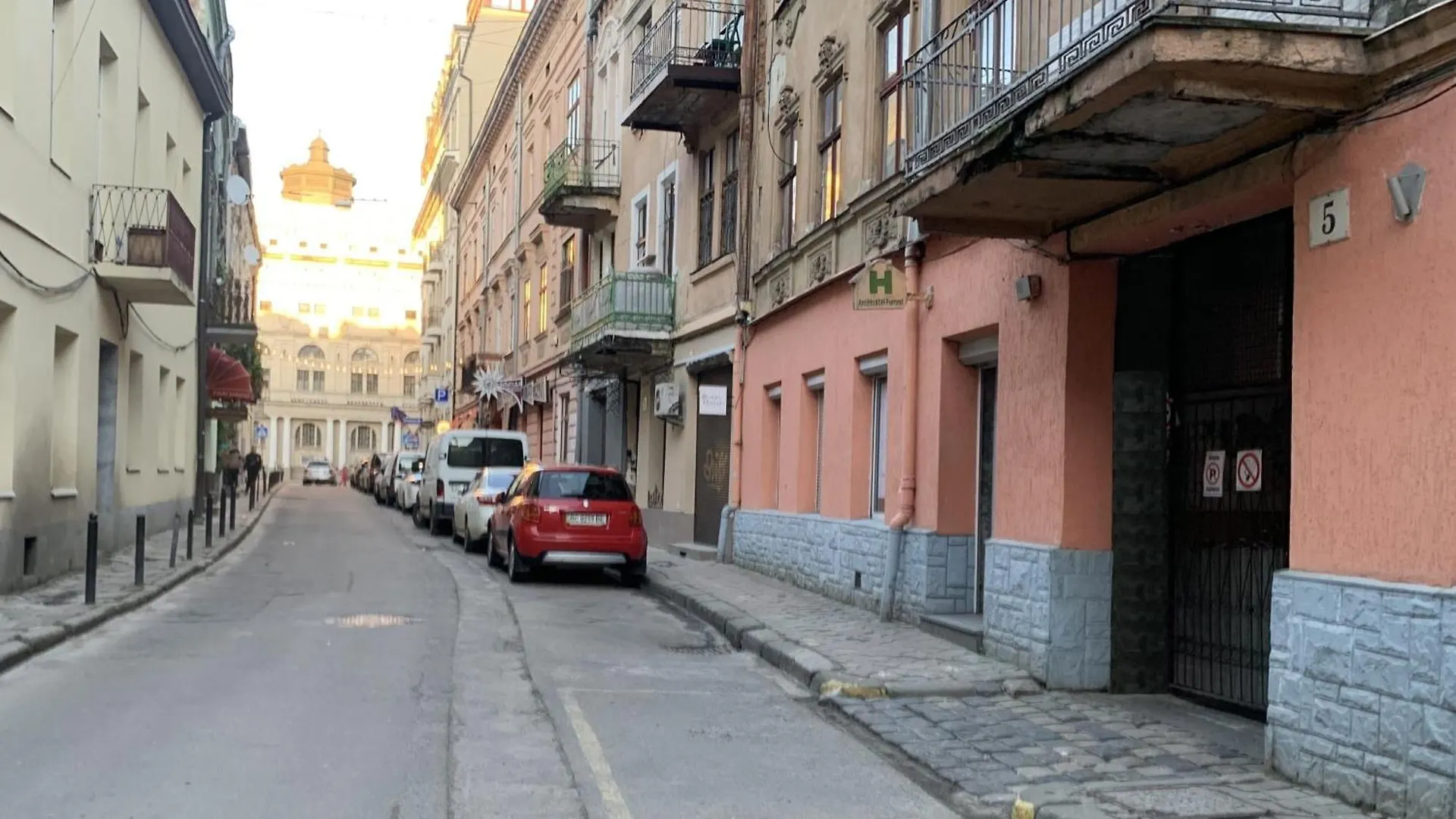 Antihostel Forrest Lviv Ukraine