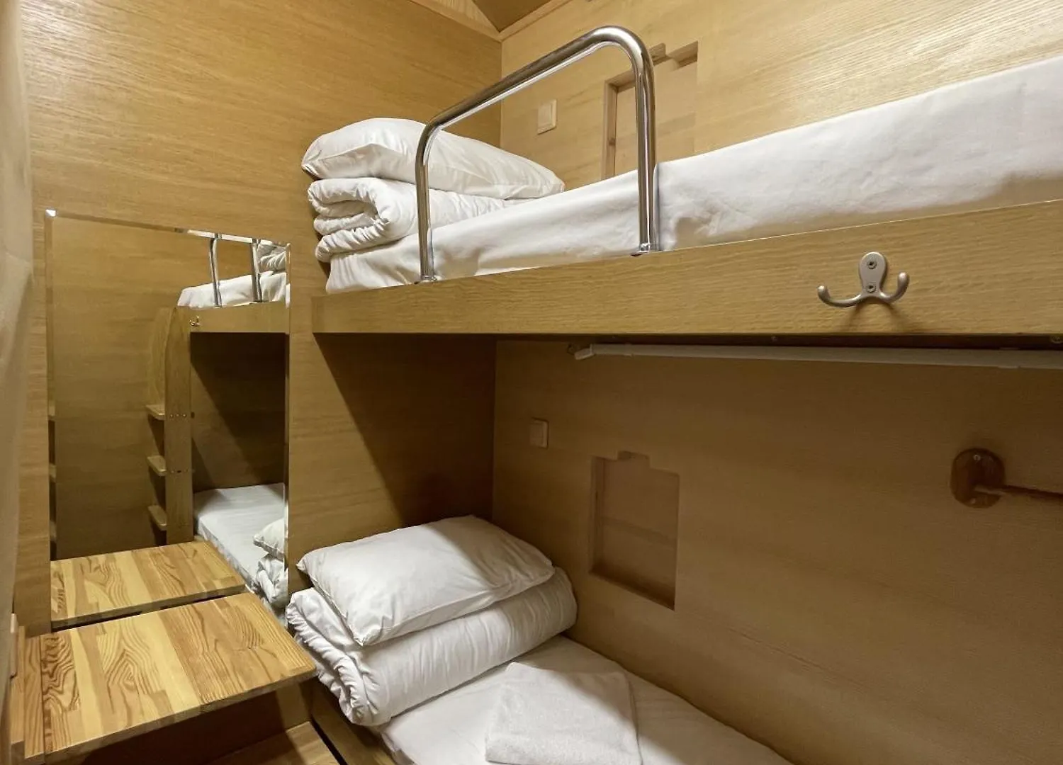 Antihostel Forrest Lviv Vandrerhjem